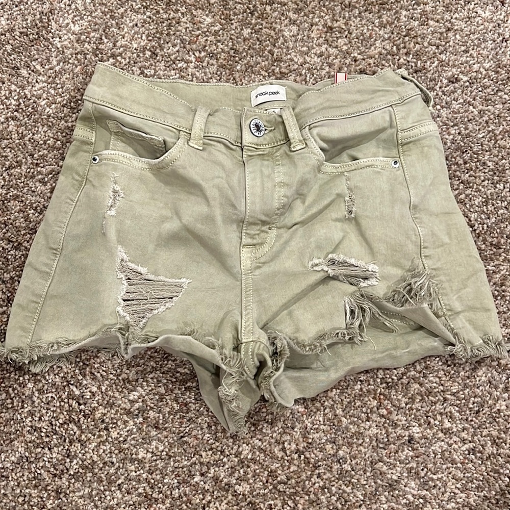 Distressed shorts